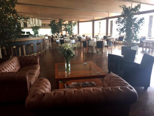 Valle-Escondido-Comedor-vista-desde-sala-de-estar
